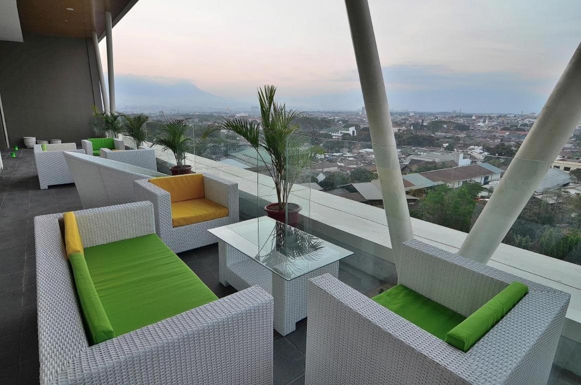Ascent Premiere And Convention Hotel